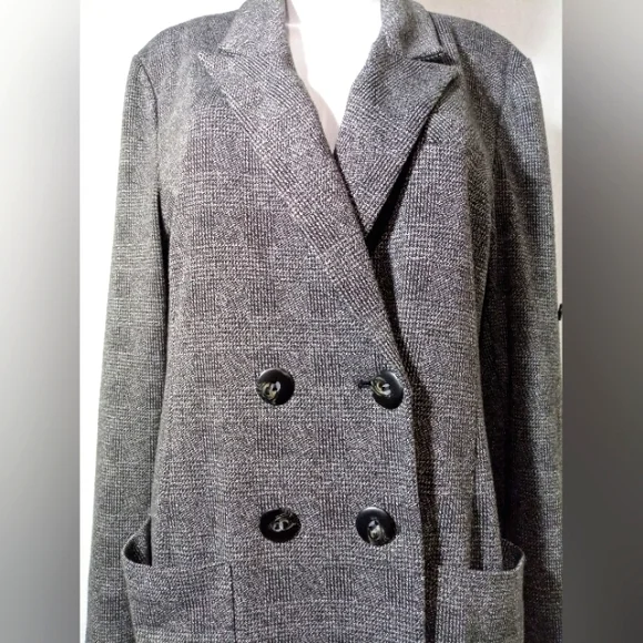 Cabi Double Breasted Knit Blazer